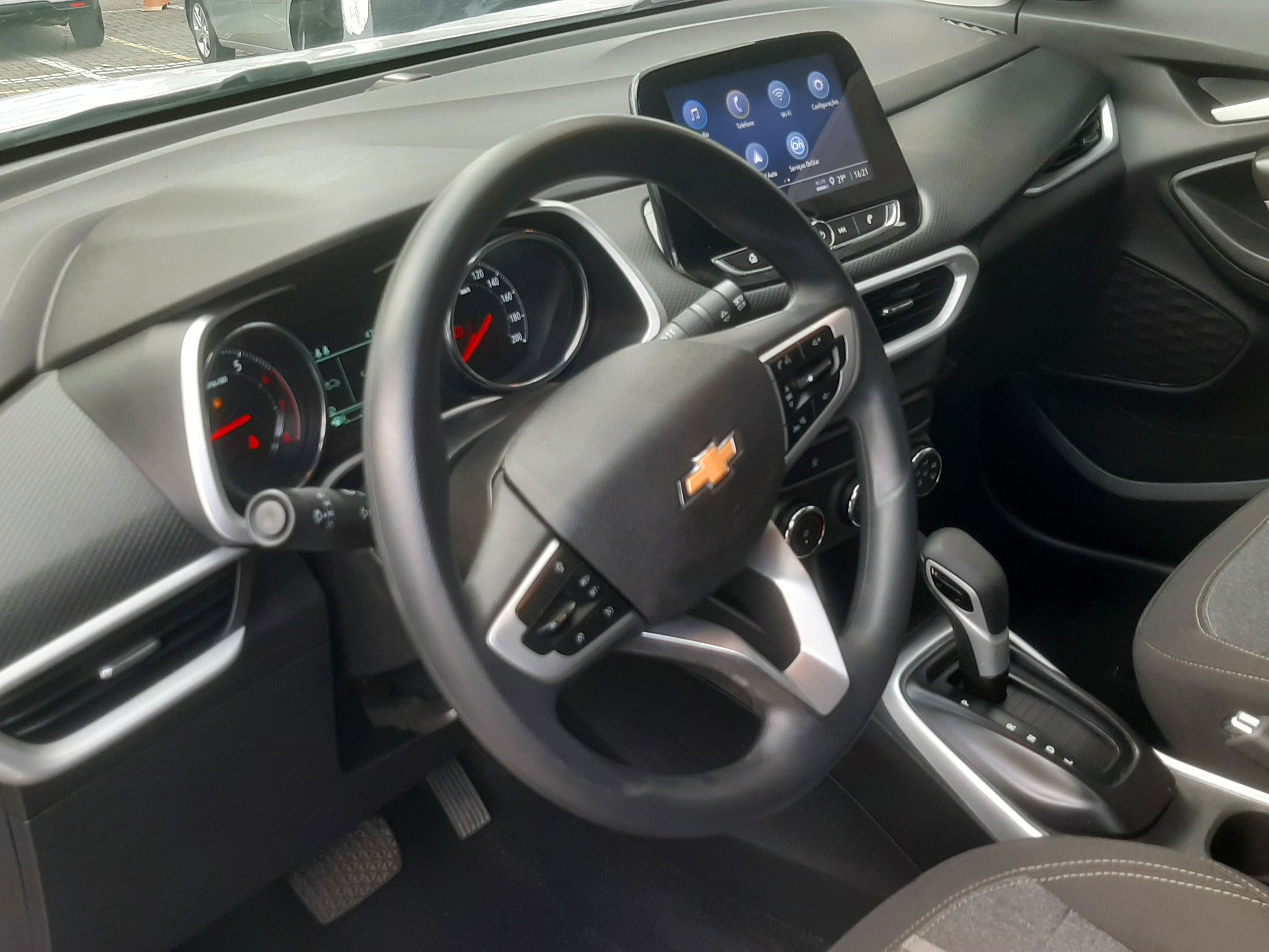 CHEVROLET TRACKER