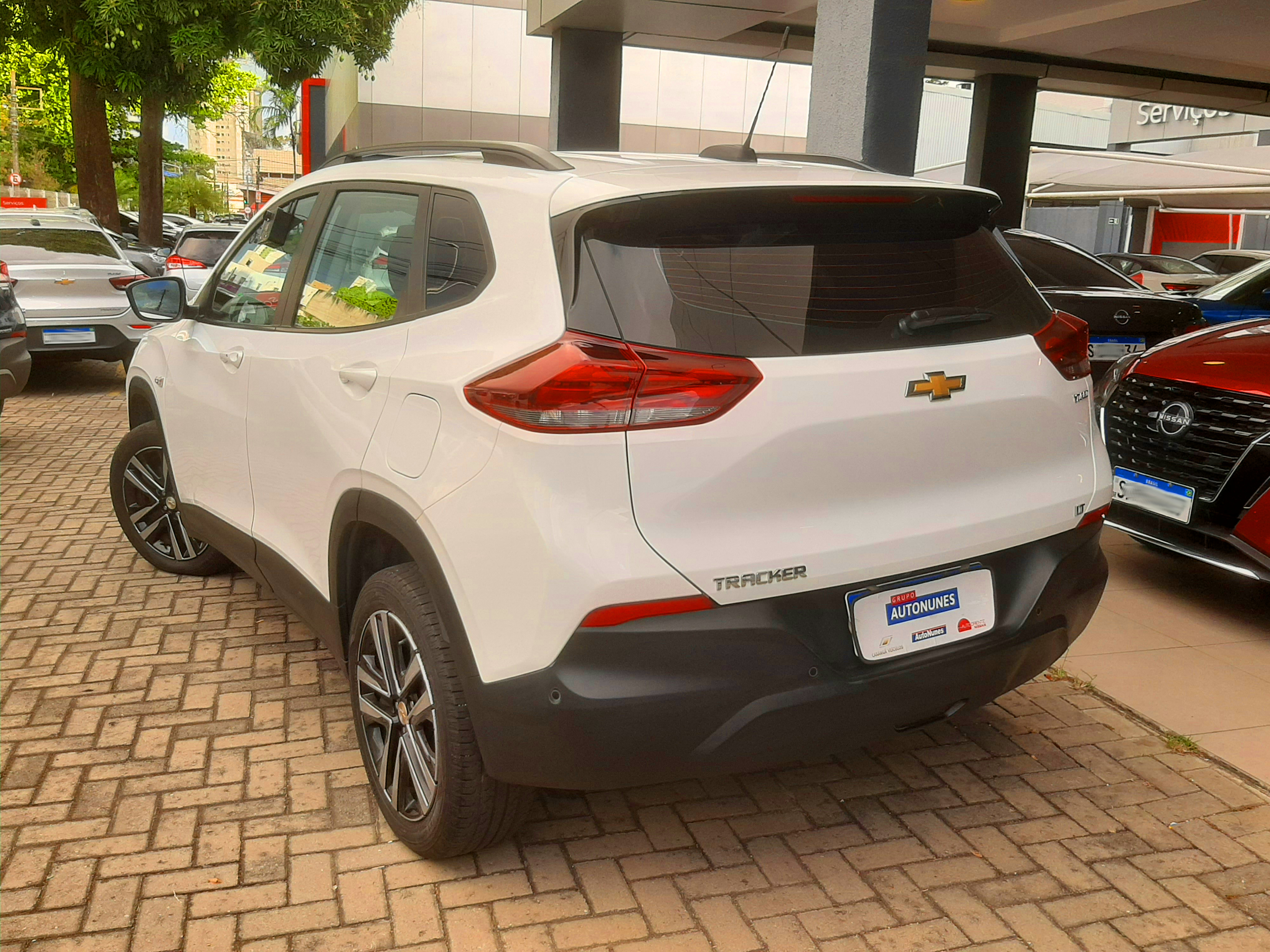 CHEVROLET TRACKER