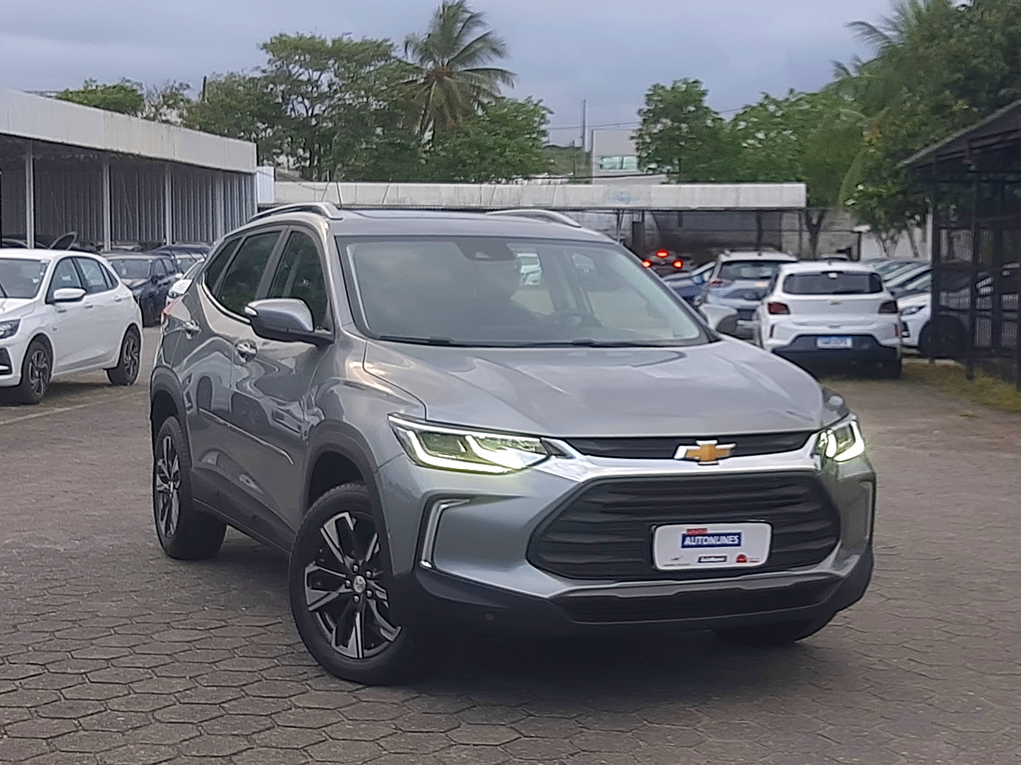 CHEVROLET TRACKER
